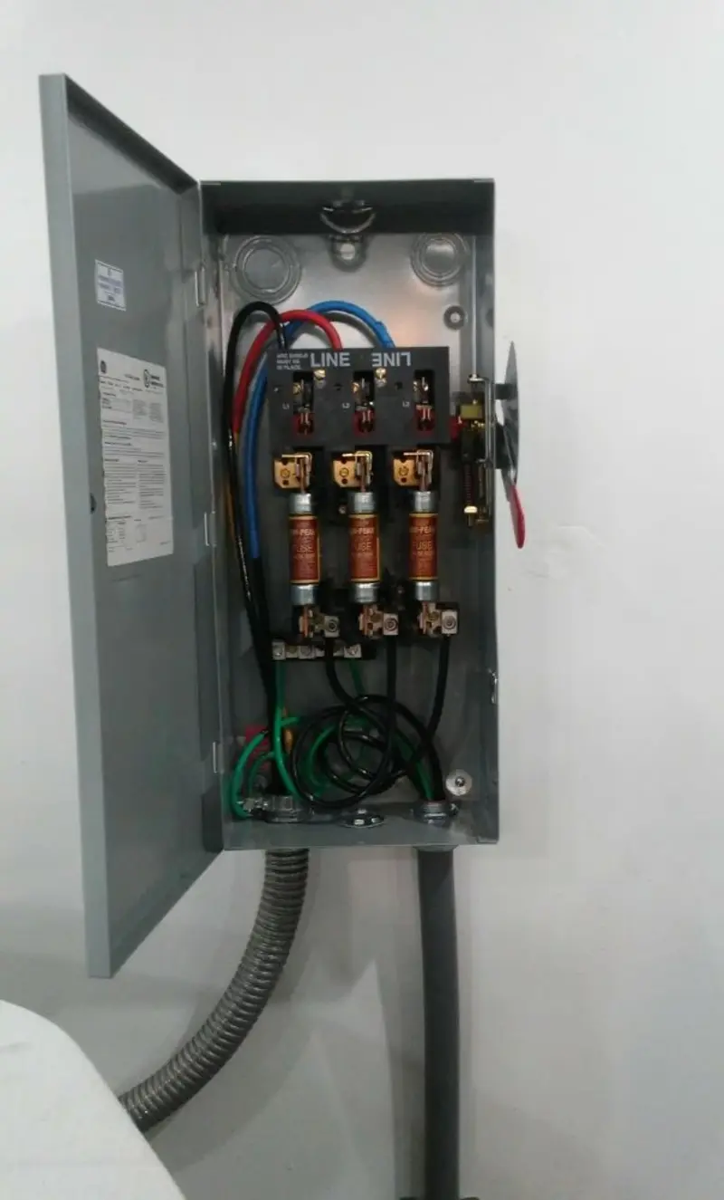 Three-phase disconnect switch installed for Electrical Wiring & Rewiring in Tacoma